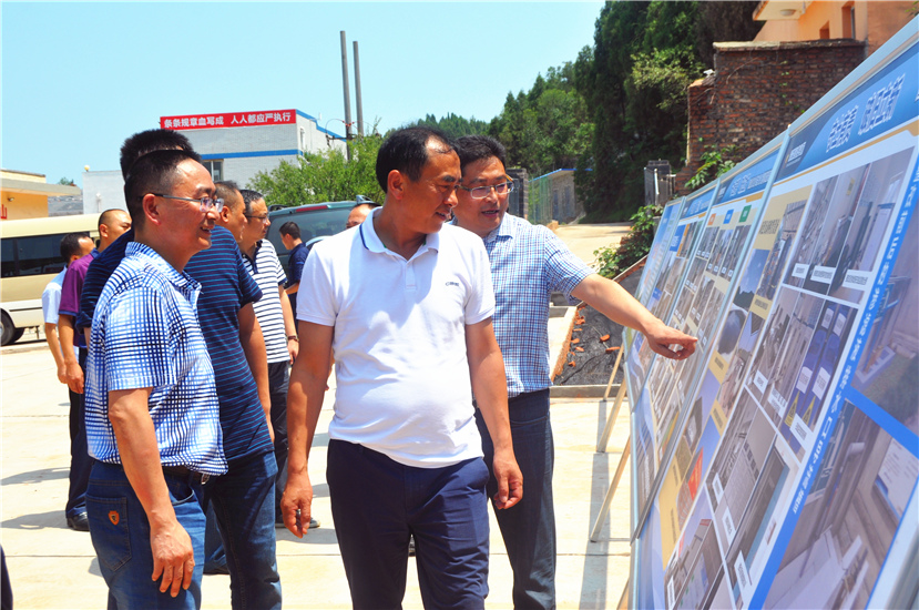 2017年7月27日 市委副书记、市长赵辉视察固废处置公司环境整改情况1_副本 2017年7月27日 市委副书记、市长赵辉视察固废处置公司环境整改情况1_副本