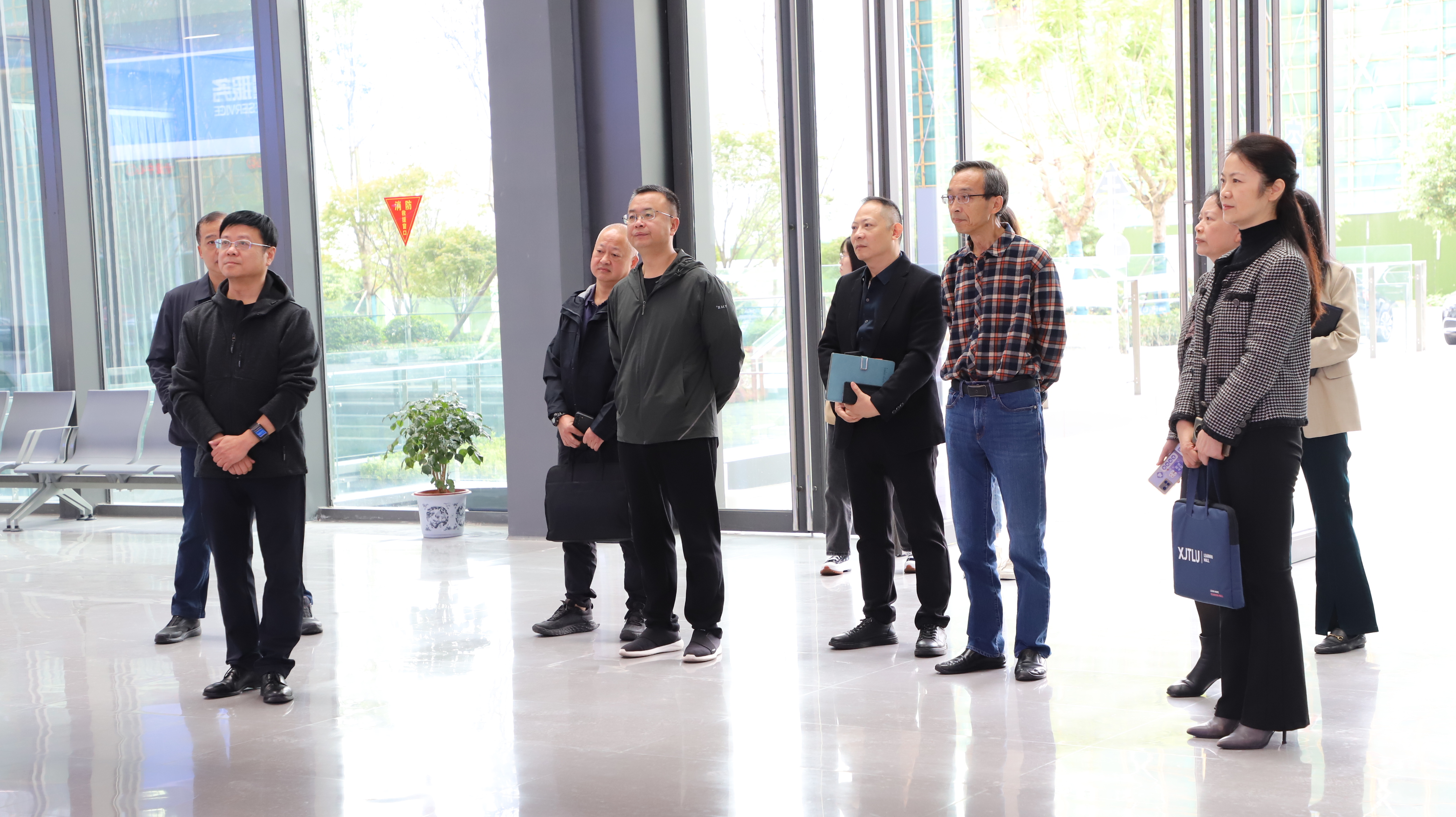 BEVITOR·伟德国际董事会组织外部董事开展调研